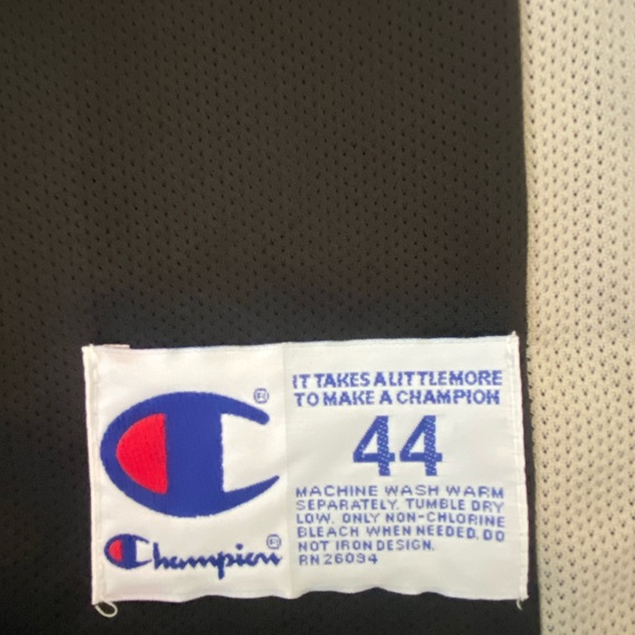 Vintage Tim Duncan Jersey - Picture 5 of 7